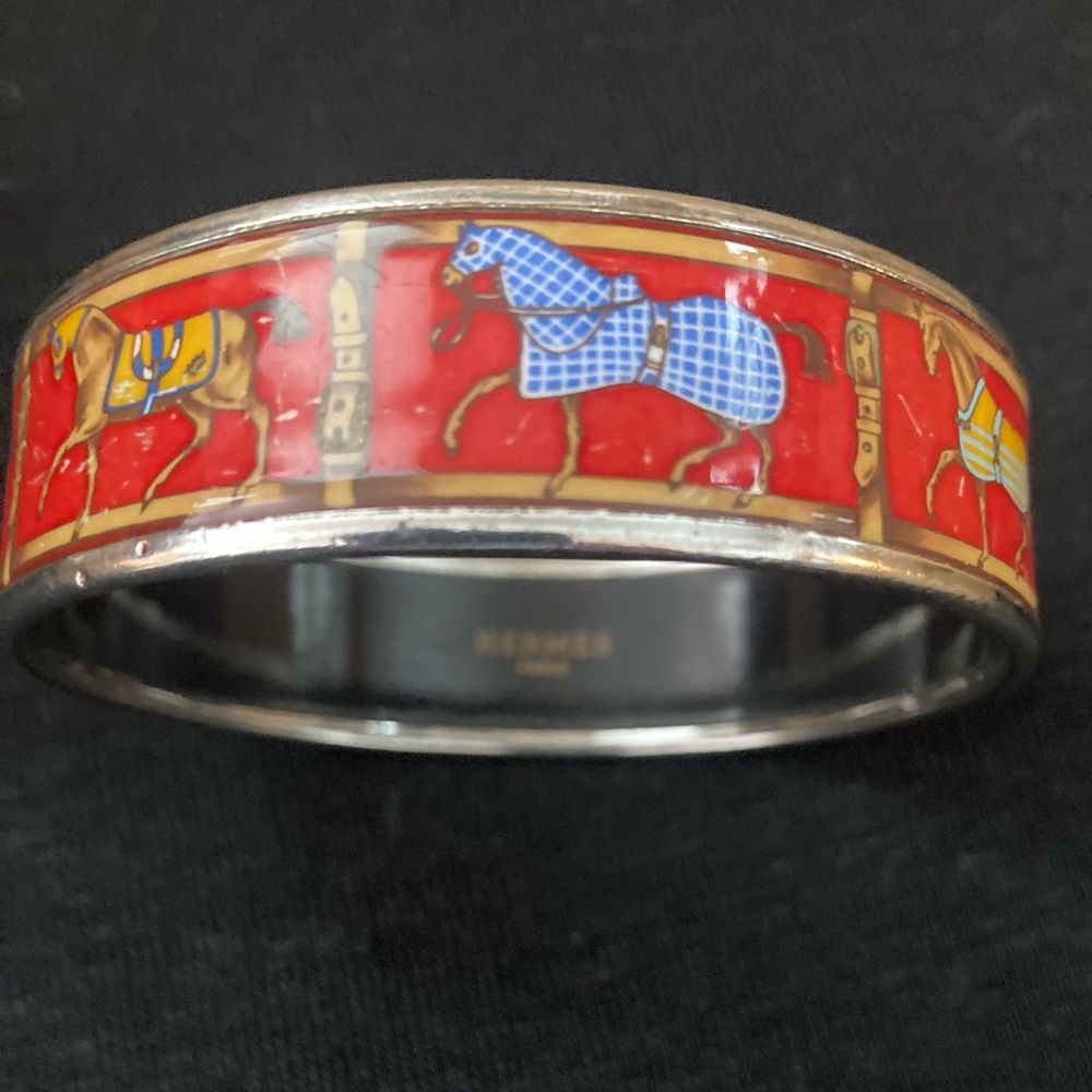Vintage Hermès Enamel Bangle with colorful Equestrian motif